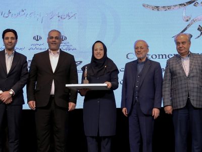 تداوم موفقیت روابط عمومی بانک پاسارگاد با کسب نشان زرین برترین روابط عمومی دانش‌محور و نوآور در صنعت بانکداری ایران