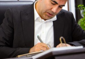 پیام تبریک و تسلیت دکتر اسلام کریمی مدیرعامل و رئیس هیئت مدیره صندوق قرض الحسنه شاهد به مناسبت شهادت پر افتخار فرزند همکار گرامی جناب آقای شاه نظری