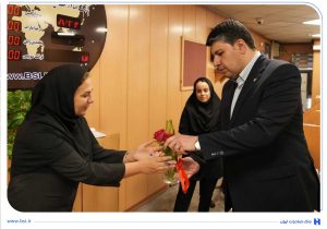 دیدار مدیرعامل بانک صادرات ایران با مشتریان/ بازدید افشین خانی از نقطه آغاز
